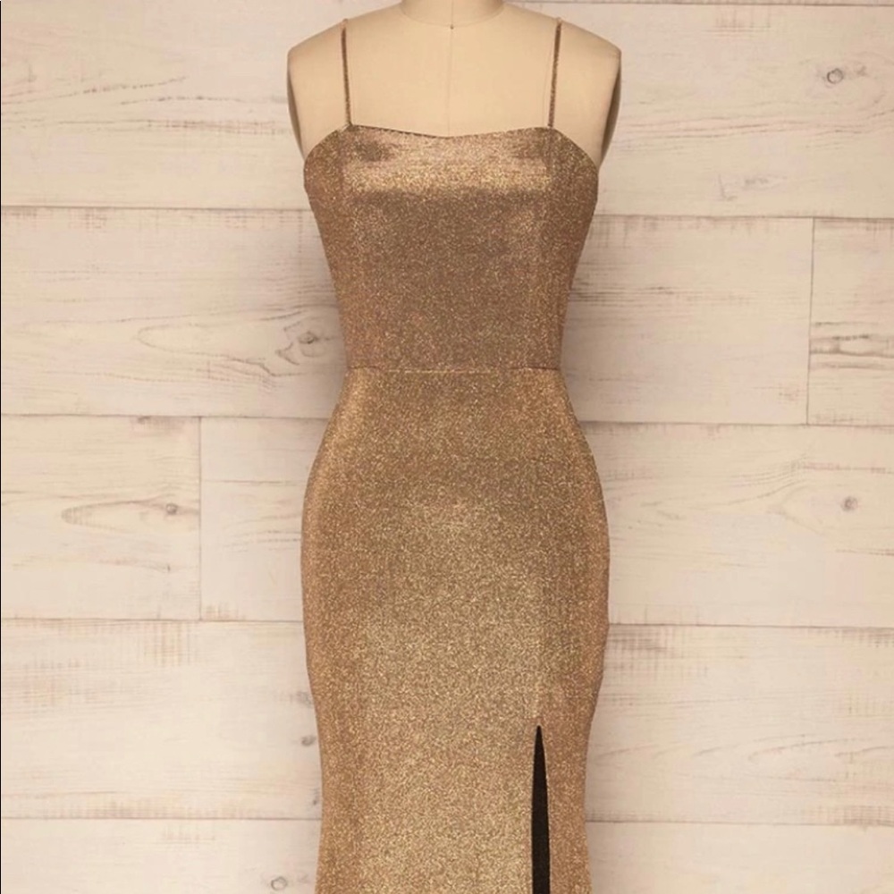 Gold, sparkly, stretchy dress